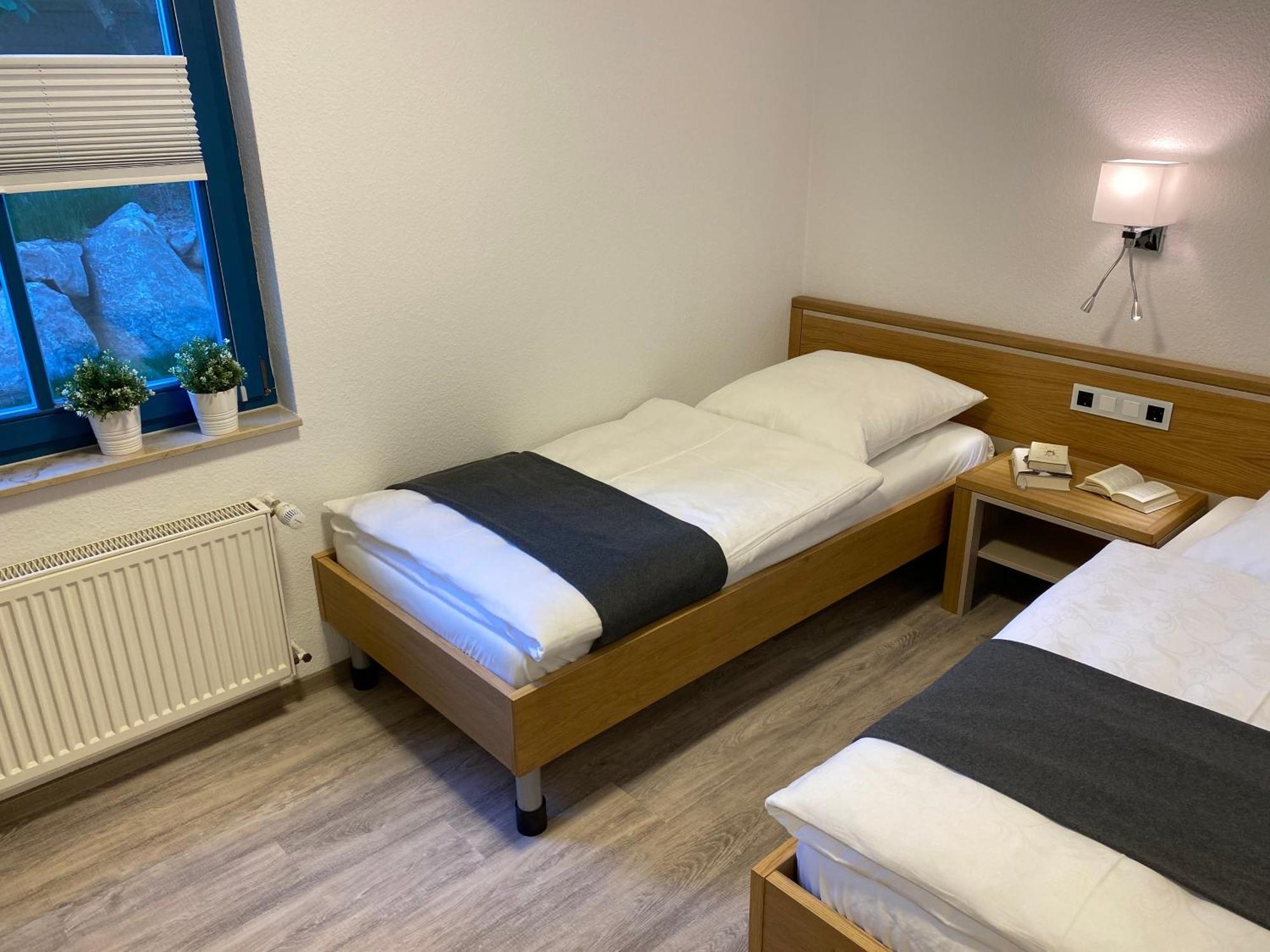 Familienfreundliches Reetdachhaus Weissdorn 2 Villa Puddemin Kültér fotó